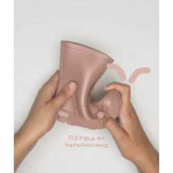 Bota de agua de Igor Yogi Rosa maquillaje