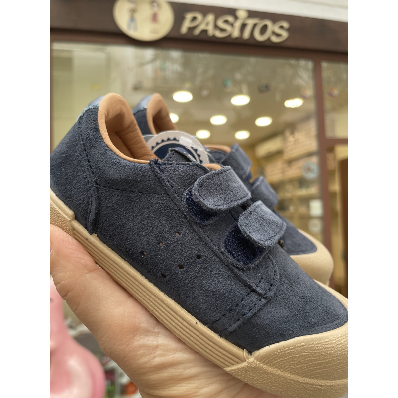 Deportivo Barefoot en serraje de Igor marino