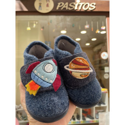 Zapatilla de casa respetuosa de Igor azul espacio