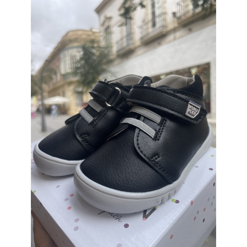 Botín respetuoso Piruflex negro y gris Botín respetuoso Piruflex negro y gris