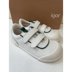 Deportivo Barefoot en piel blanco y detalles verde