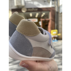 Deportivo Piruflex detalles azul y arena