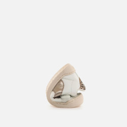 Deportiva respetuosa Mustang detalle print