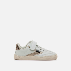 Deportiva respetuosa Mustang blanca detalle print