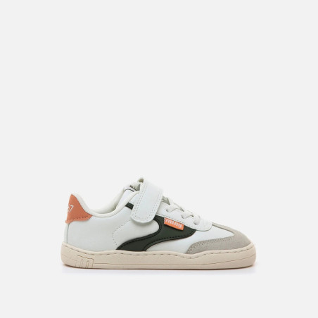 Deportivas respetuosas Mustang blanca detalle kaki