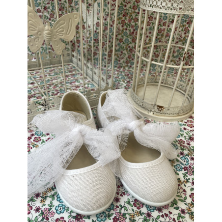 Angelito de lino blanco