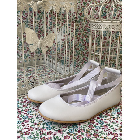 Bailarina napa blanca con lazo