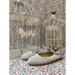 Bailarina de serraje con ondas verde abbey