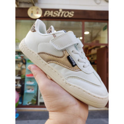 Deportiva respetuosa Mustang blanca detalle print