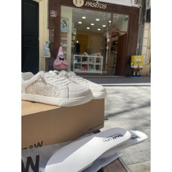 Deportiva barefoot Conguitos con glitter