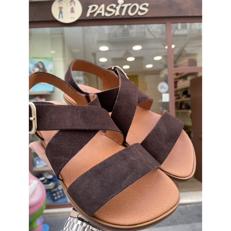 Sandalia barefoot serraje marron de Vivant