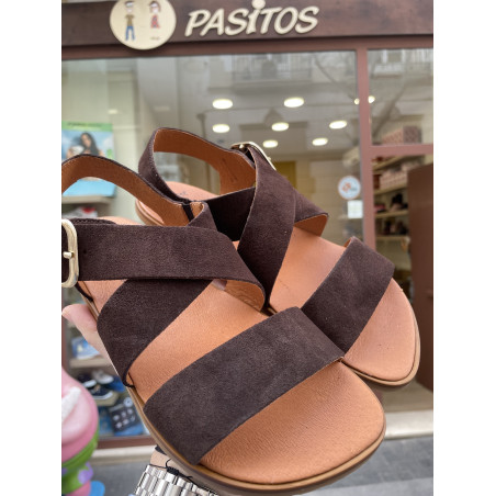 Sandalia barefoot serraje marron de Vivant