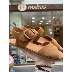 Sandalia barefoot serraje camel de Vivant