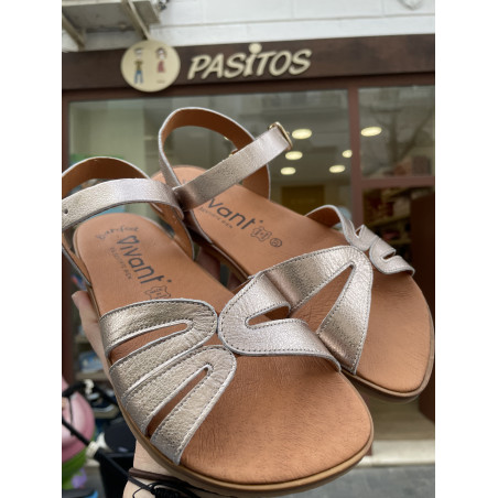 Sandalia barefoot metalizada de Vivant