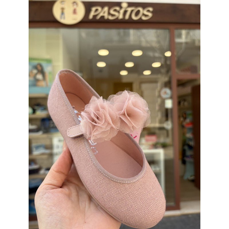 Mercedita lino rosa con adorno con lazo