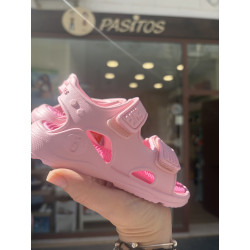 Playera de goma rosa combinada