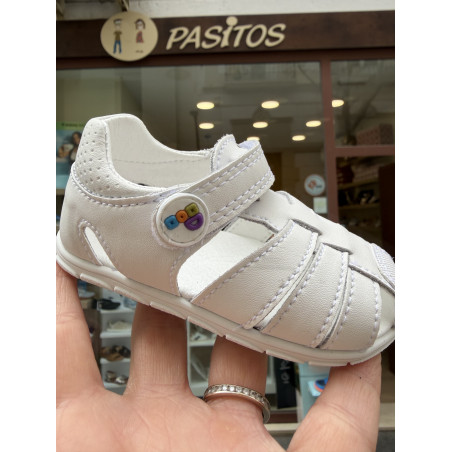 Sandalia Barefoot Pablosky blanca clásica