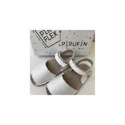 Menorquina Respetuosa de Piruflex blanca