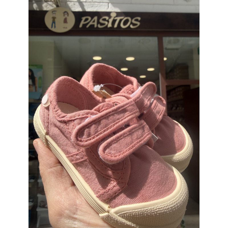 Lona rosa de Igor Barefoot