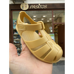 Cangrejera Respetuosa Nemo de Igor Amarillo