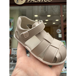 Sandalia Piruflex respetuosa marfil