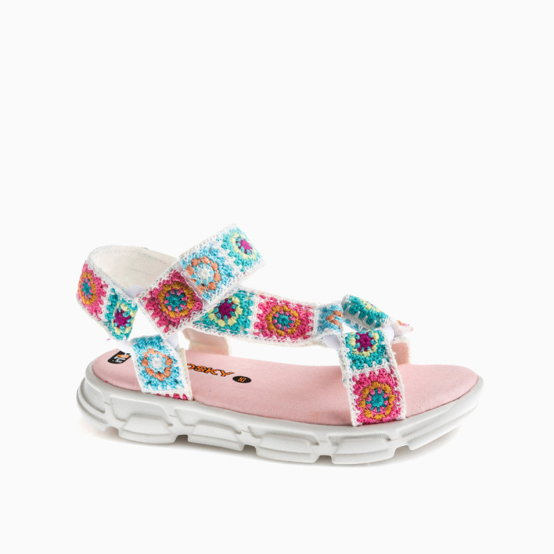 Sandalia tiras flores punto de colores Pablosky