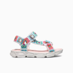 Sandalia tiras flores punto de colores Pablosky