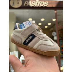 Deportiva respetuosa Mustang blanca linea marino