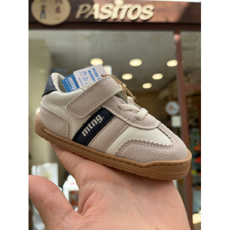 Deportiva respetuosa Mustang blanca linea marino
